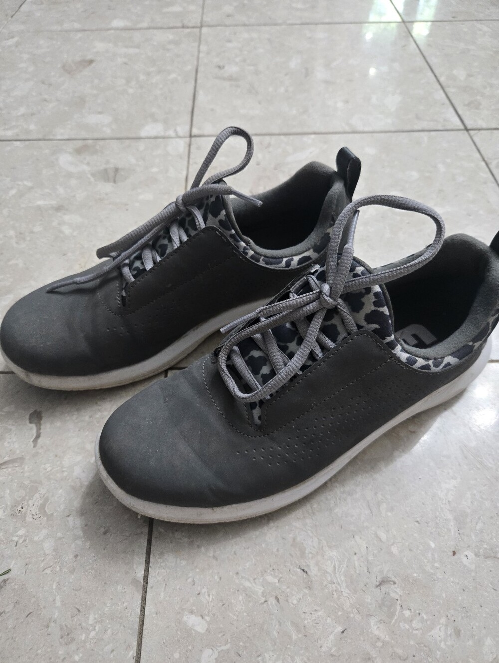 Women's FootJoy Gray And Leopard Golf Shoes 6.5